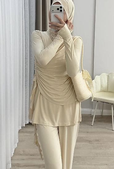 Продаю Буркини+спорт костюм. Новый с этикеткой, если купатся нужно at lalafo.kg Продаю Буркини+спорт костюм. Новый с этикеткой, если купатся нужно