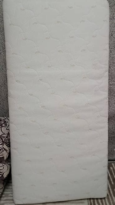 Детский матрас, Б/у, Другой тип, Беспружинный