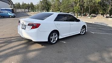 byd e2: Toyota Camry: 2014 г., 2.5 л, Автомат, Бензин, Седан — 4