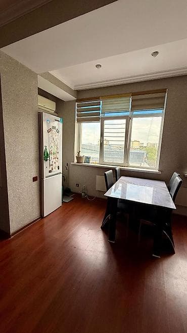 космопарк: 3 комнаты, 86 м², Элитка, 7 этаж, Косметический ремонт — 9