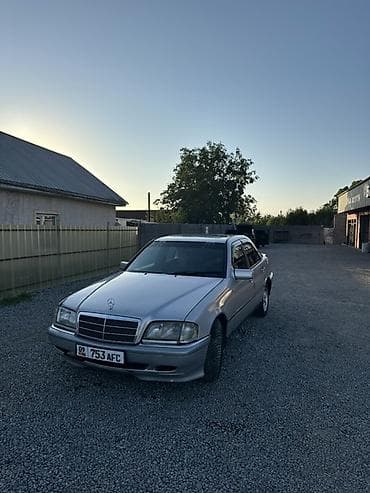 outback 2018: Mercedes-Benz C-Class: 1993 г., 2.2 л, Механика, Бензин, Седан — 1