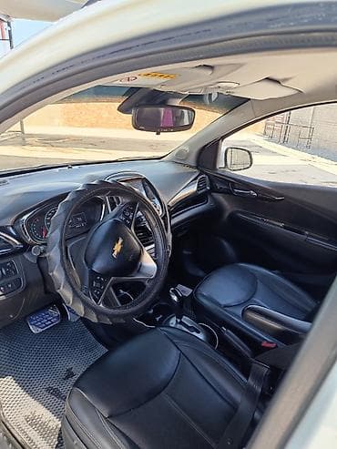 Продажа авто: Chevrolet Spark: 2018 г., 0.1 л, Автомат, Бензин, Хэтчбэк — 6