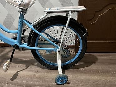 six flags: Детский велосипед, 2-колесный, 6 - 9 лет, Для девочки, Б/у — 2