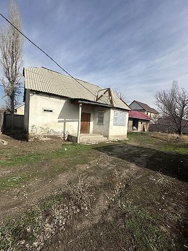 ‼️Срочно продается участок 📍В Ак-Орго 6соток 💧Комуникации •Газ •Вода — 3