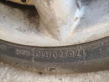 Транспорт: Зимние шины на дисках, комплект 4 шт. - Модели: Bridgestone — 9