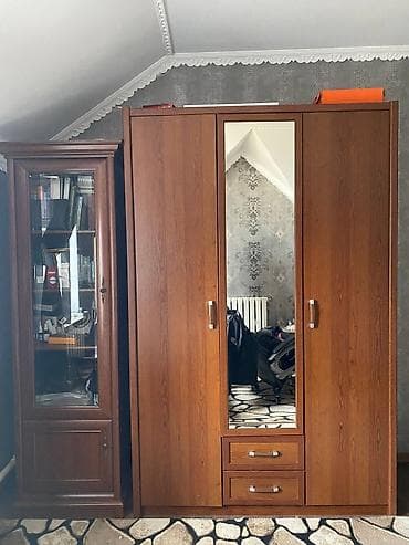 Спальные гарнитуры: Спальный гарнитур, Б/у, Односпальная кровать, Шкаф, Белоруссия, МДФ, Самовывоз, цвет - Коричневый — 1