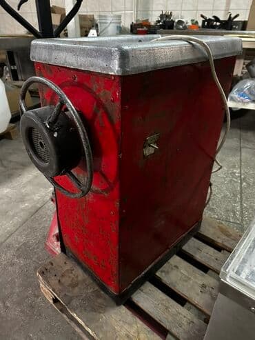 промышленная шнековая соковыжималка: Промышленная электромясорубка (напольная) - Тип: профессиональная — 4