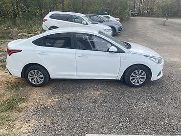 Hyundai Solaris: 2017 г., 1.4 л, Бензин, Седан — 8