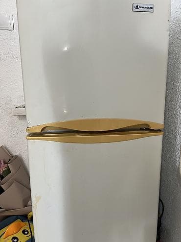 am 4: Холодильник продается. Состояние отличное. Цена 6500 — 3