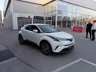 Продажа авто: Toyota C-HR: 2017 г., 2 л, Автомат, Бензин, Кроссовер — 2