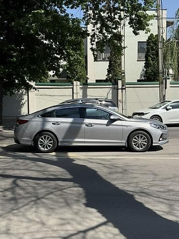 касил: Hyundai Sonata: 2022 г., 2 л, Автомат, Газ, Седан — 5