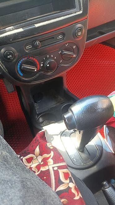 Продажа авто: Chevrolet Spark: 2009 г., Автомат, Бензин, Хэтчбэк — 3