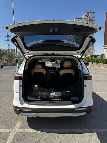 Kia Carnival: 2023 г., 2.2 л, Автомат, Дизель, Минивэн — 8