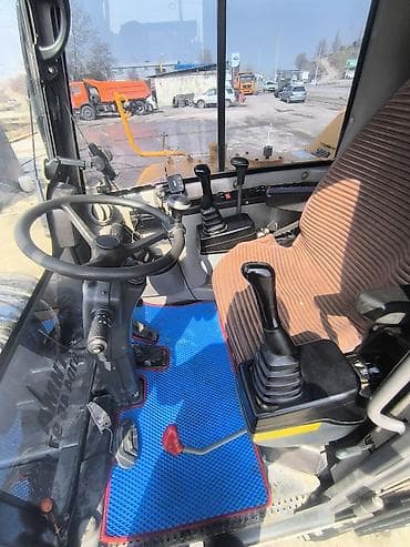 255 50 р19: Экскаватор, Volvo, 2020 г., Колесный — 3