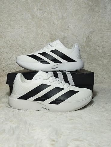 Мужские кроссовки, 42, Adidas, Новый, цвет - Белый, Самовывоз at lalafo.kg Мужские кроссовки, 42, Adidas, Новый, цвет - Белый, Самовывоз