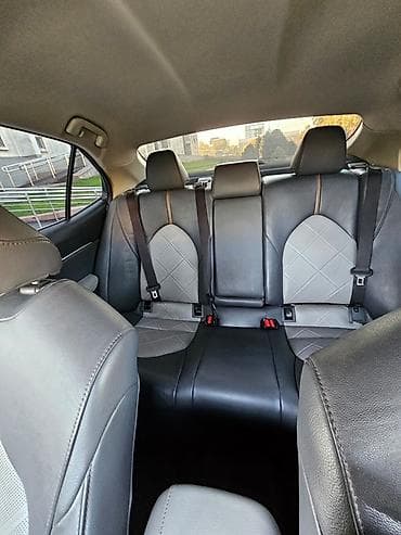 camry 55 гибрид: Toyota Camry: 2018 г., 2.5 л, Автомат, Гибрид, Седан — 8