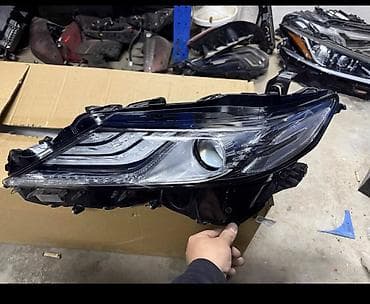 Передняя левая фара Toyota 2020 г., Б/у, Оригинал at lalafo.kg Передняя левая фара Toyota 2020 г., Б/у, Оригинал