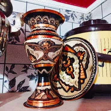 стоимость фарфоровых статуэток: Продается красивая ваза Ссср высота 22см с )тарелочкой диаметр 20см в — 3