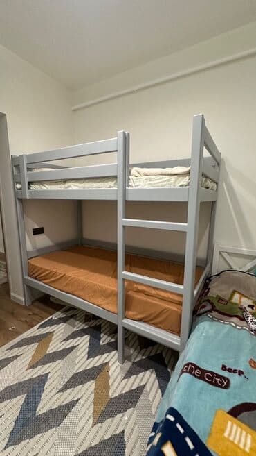 Кийимге кам көрүү жана сактоо: Двухъярусная кровать из массива (дерево), цвет светло‑серый — 4