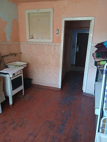 пользовались: Продается комната 13 кв.м. секционного типа в секции 5-комнат. Комната — 5