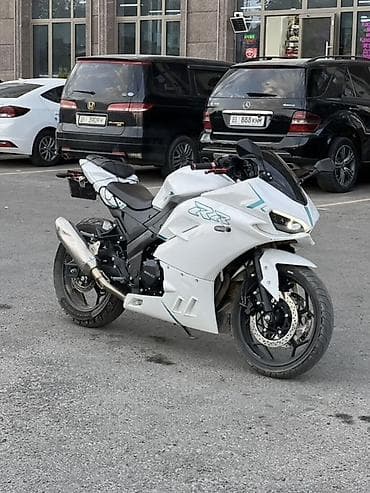 honda cvik: Спортбайк Ducati, 400 куб. см, Бензин, Взрослый, Б/у — 1