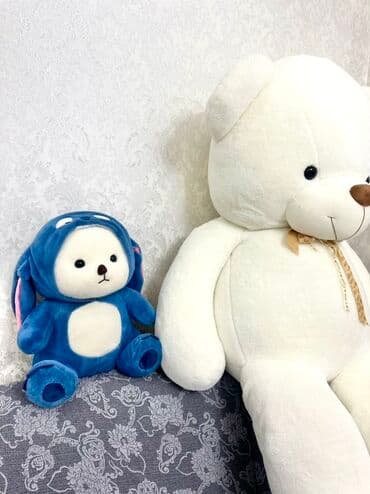 мишка на заказ: Продаю двух белых плюшевых мишек 🧸 ✅ Большой мишка — 180 см. ✅ — 7