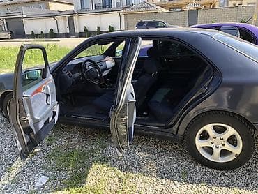 mashina mers: Mercedes-Benz E-Class: 1997 г., 2 л, Механика, Бензин, Седан — 5