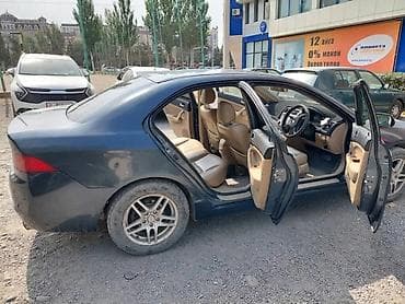 Транспорт: Honda Accord: 2003 г., 2 л, Автомат, Бензин, Седан — 4