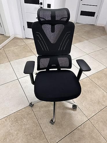 пена: Офисное кресло, С колесиками, цвет - Черный — 1