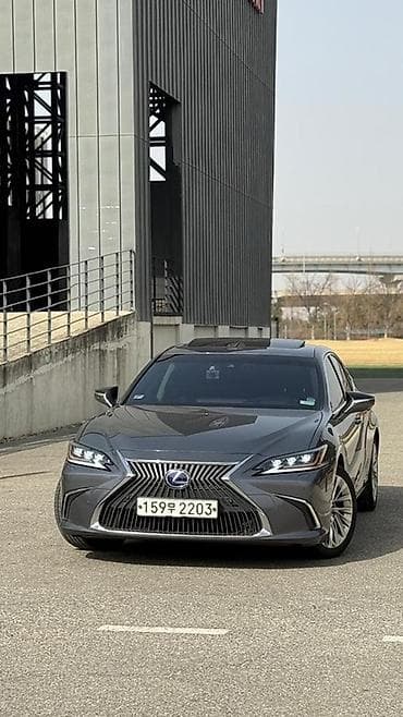 Lexus: Lexus ES: 2019 г., 2.5 л, Вариатор, Гибрид, Седан — 5