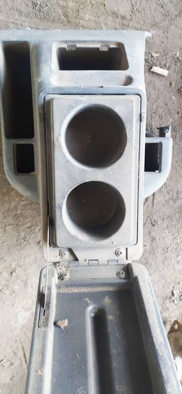 подлокотники универсал: Подлокотник Mitsubishi, цвет - Серый, Б/у, Самовывоз, Платная доставка — 4