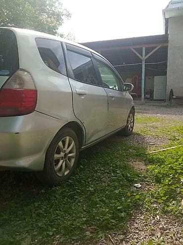 daewoo musso: Honda Fit: 2004 г., 1.3 л, Вариатор, Бензин, Хэтчбэк — 1