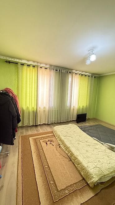 Дома: 🏡 Продаётся трёхуровневый дом в жилмассиве Учкун Дом расположен в — 4