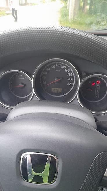 magi: Honda Jazz: 2003 г., Вариатор, Бензин, Хэтчбэк — 6