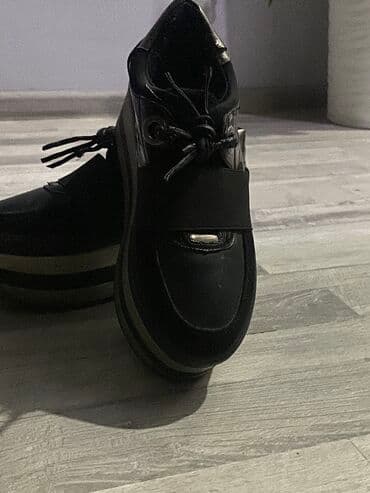 купить женскую обувь больших размеров: Стильные ботиночки, Почти не носила, с металическими элементами. Очень — 1