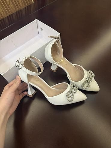 туфли лакированное: Продаю туфли👠 Туфли Saint Laurent Opyum 38 размер в хорошем состоянии — 3
