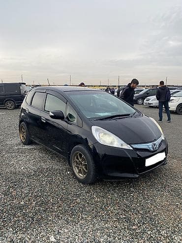 свап фит: Honda Fit: 2010 г., 1.3 л, Вариатор, Гибрид — 3