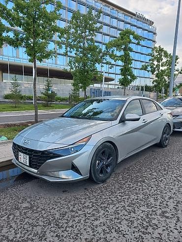 elantra: Hyundai Elantra: 2020 г., Седан — 1