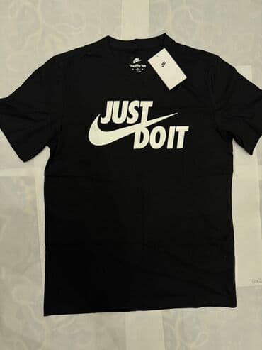 mango: Мужская футболка, S, M, Nike, Новый, цвет - Черный, Самовывоз — 1