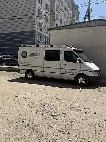 короткий спринтер: Mercedes-Benz Спринтер: 2003 г., 2.2 л, Механика, Дизель, Фургон — 8