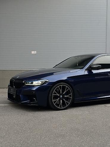 Транспорт: BMW 5 series: 2018 г., 4.4 л, Автомат, Бензин, Седан — 2