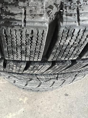 10 r20: Зимняя японская шина. Фирма Bridgestone made in Japan. Размер — 2