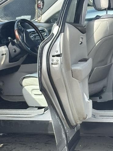 ls 400: Lexus RX: 2011 г., 3.5 л, Автомат, Бензин, Кроссовер — 4