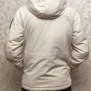 Рубашки: Фирменный мужской пуховик с капюшоном от известного бренда POLHAM — 4