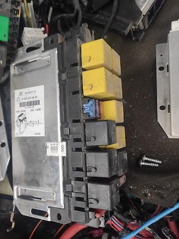 панель прибора: Блок предохранителей Mercedes-Benz Б/у, Оригинал, Германия — 6