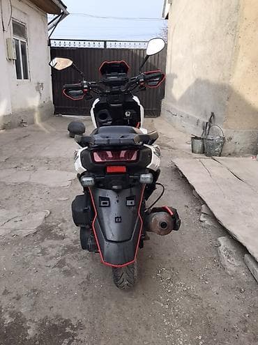 бак ман: Тип скутера Tank, 175 куб. см, Бензин, Б/у — 4