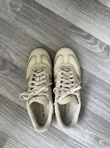 Мужские кроссовки, 42.5, Adidas Originals, Б/у, цвет - Бежевый, Самовывоз, Бесплатная доставка, Платная доставка