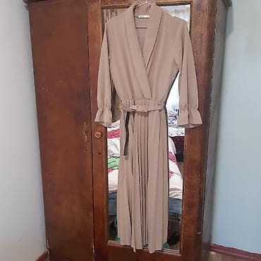 notebook kg: Набор: ноутбук Acer + два платья 1) Ноутбук Acer () - Тонкий корпус — 7