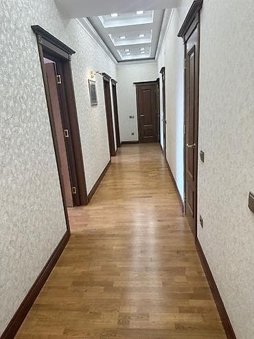 квартиры в городе каракол: 3 комнаты, 90 м², Элитка, 3 этаж, Евроремонт — 9