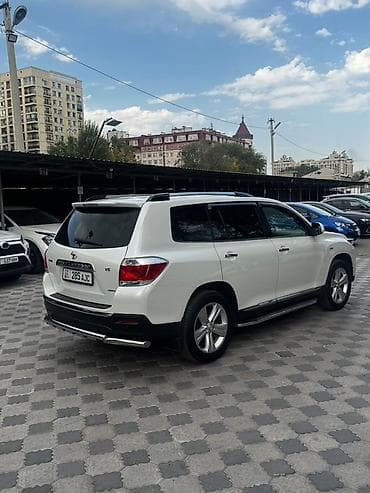 low ll: Toyota Highlander: 2013 г., 3.5 л, Автомат, Бензин, Кроссовер — 2